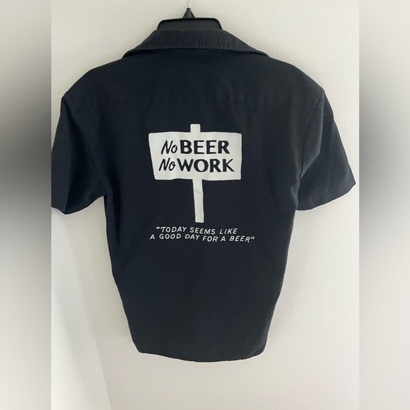 ***3 for $25 Deal*** Button Down Beer Shirt - Picture 2 of 4